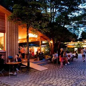 Ostello The Tent - Youth Only - Buchung Leider Nur Bis 30 Jahre Moeglich!, Monaco di Baviera